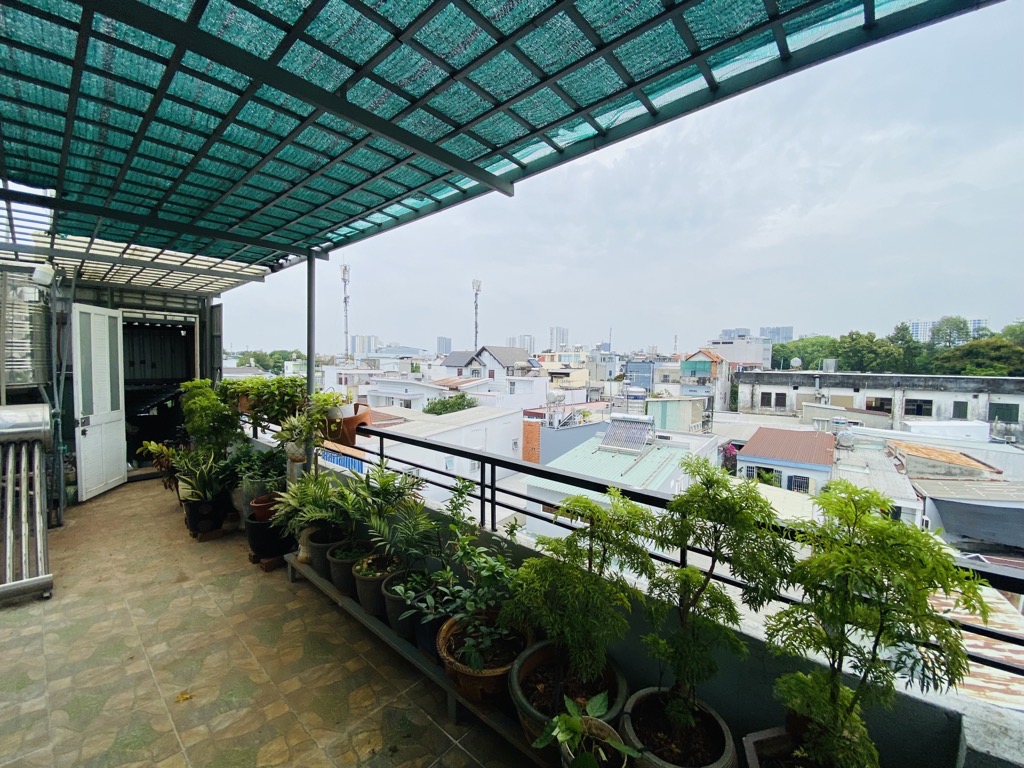 Bán nhà hẻm 5m , gần Phạm Văn Đồng , 3 tầng, Thủ Đức, 80m2 , 8.x tỷ